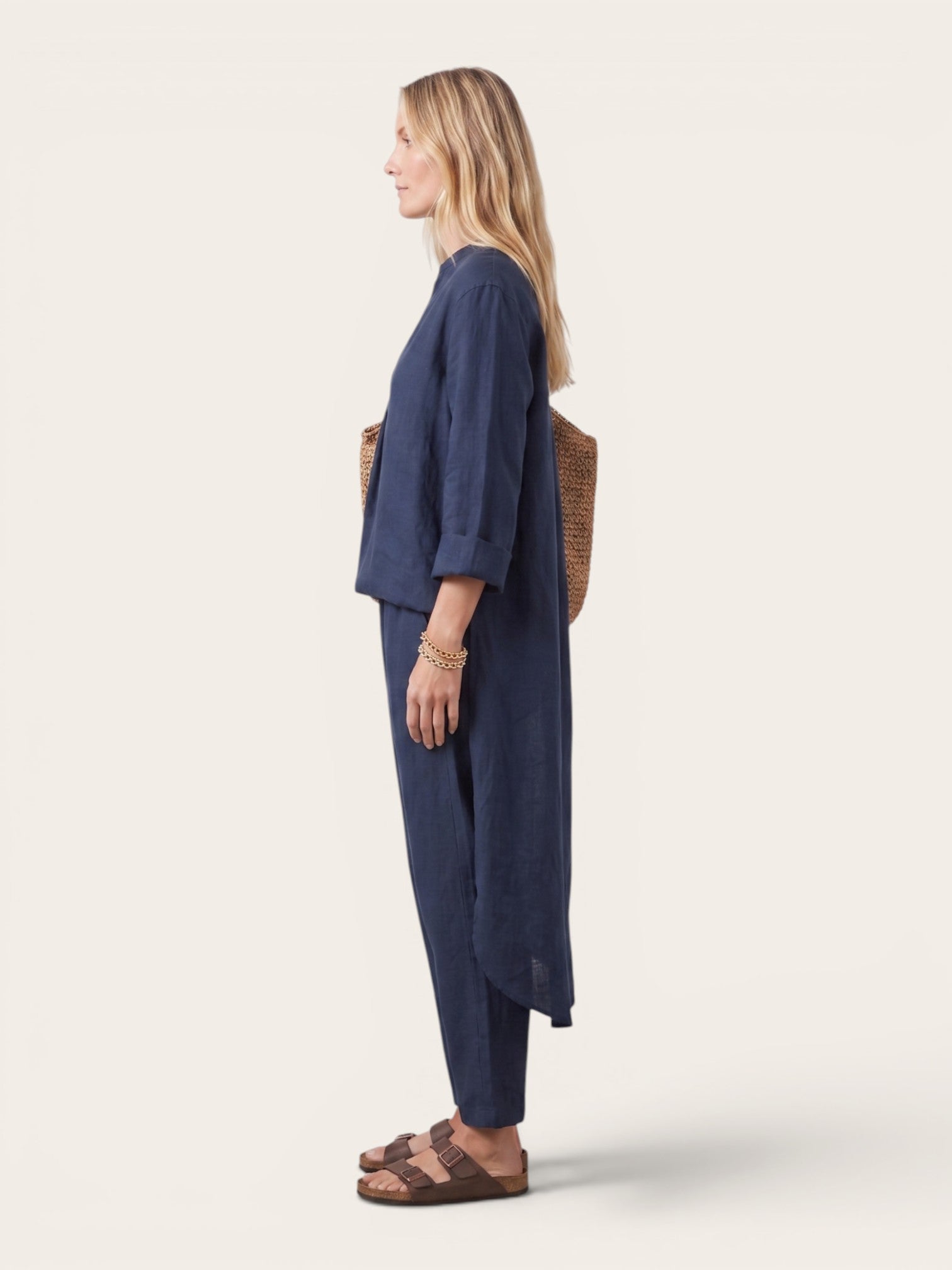 Amara – Linen Comfort Set