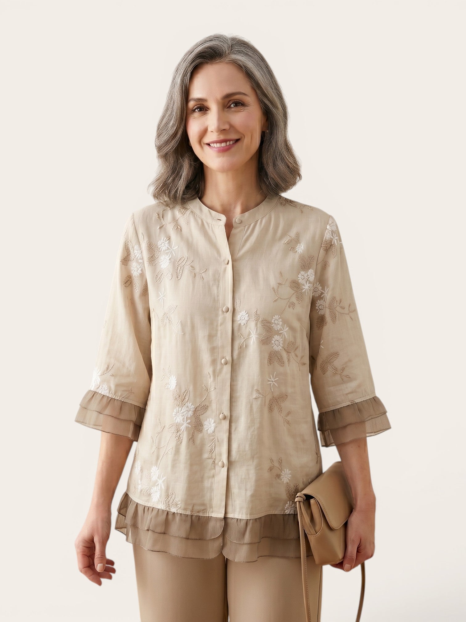 Laurienne – Embroidered Linen Blouse