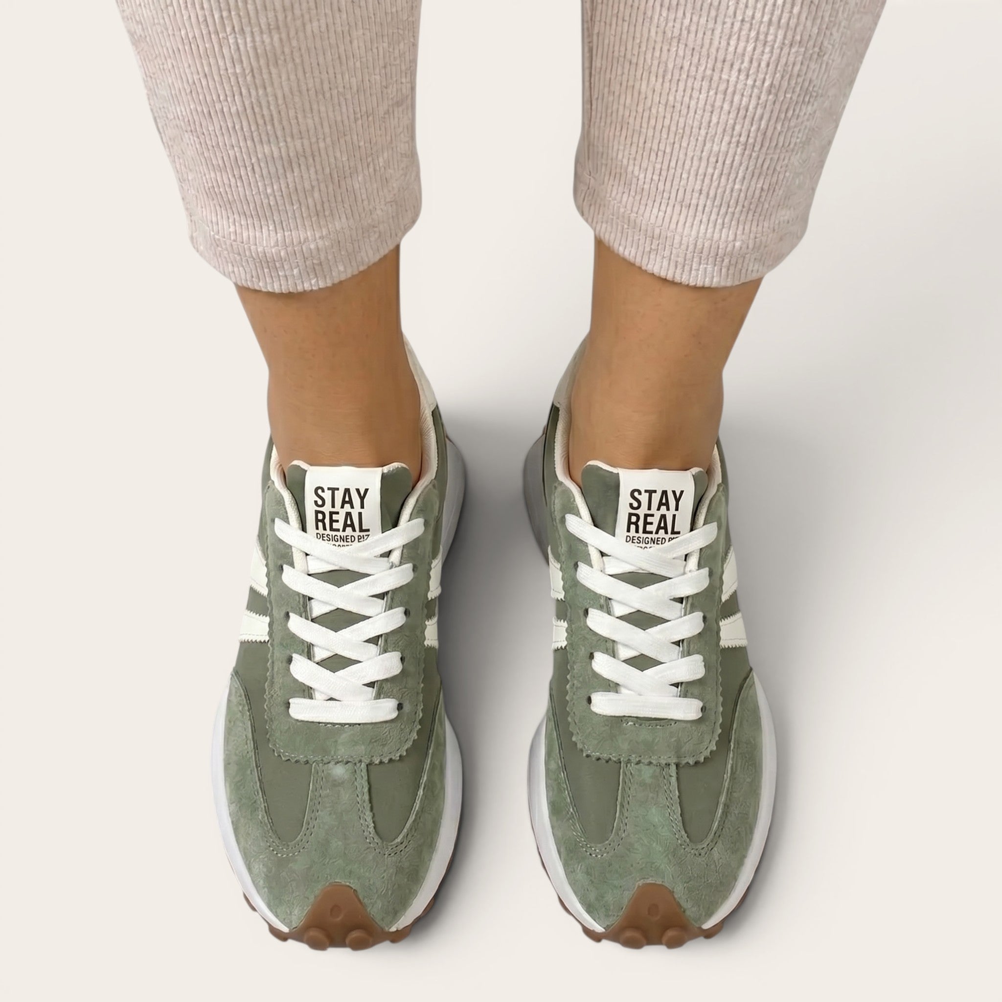 Arlena – Everyday Balance Sneakers