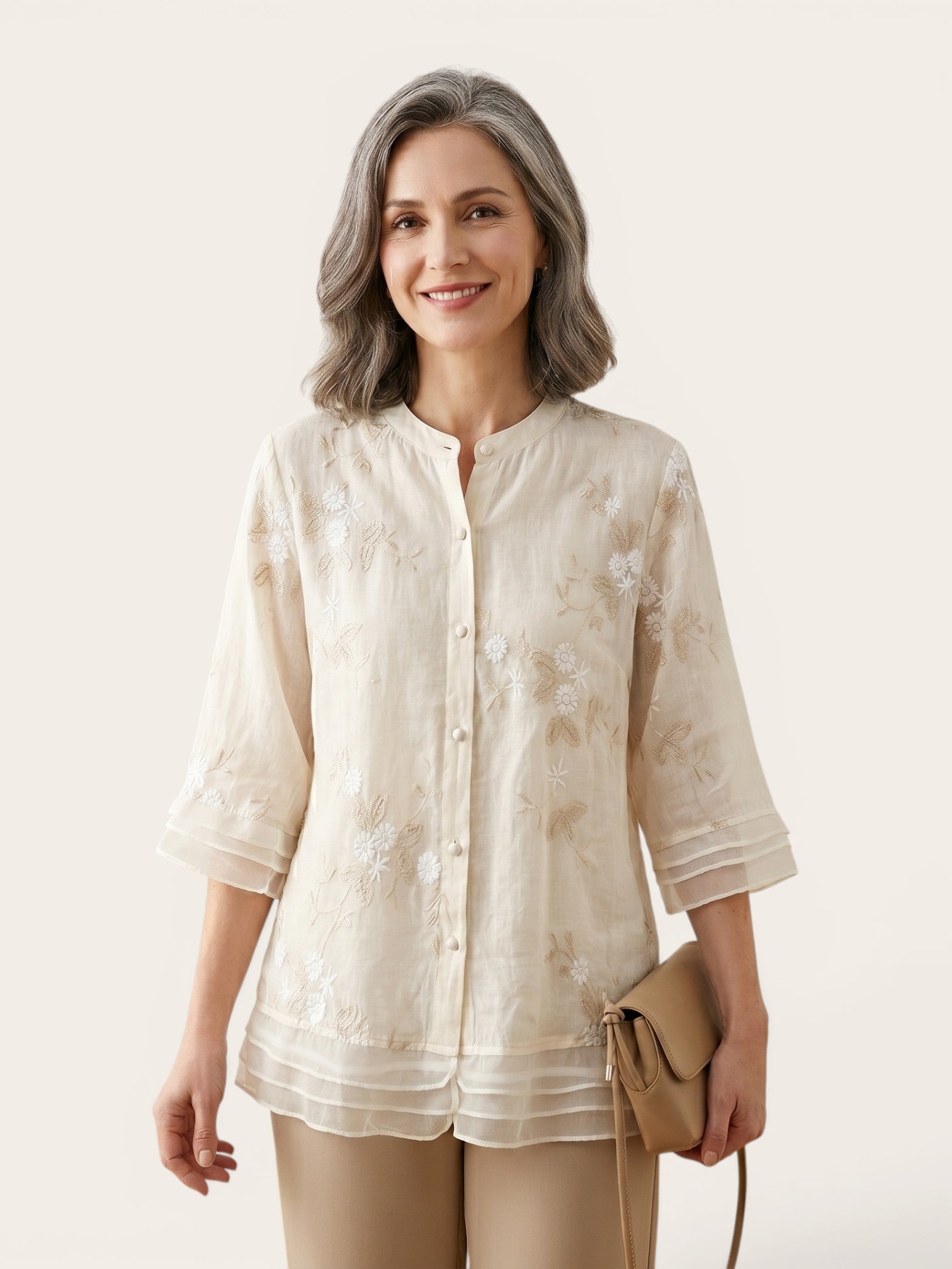 Laurienne – Embroidered Linen Blouse
