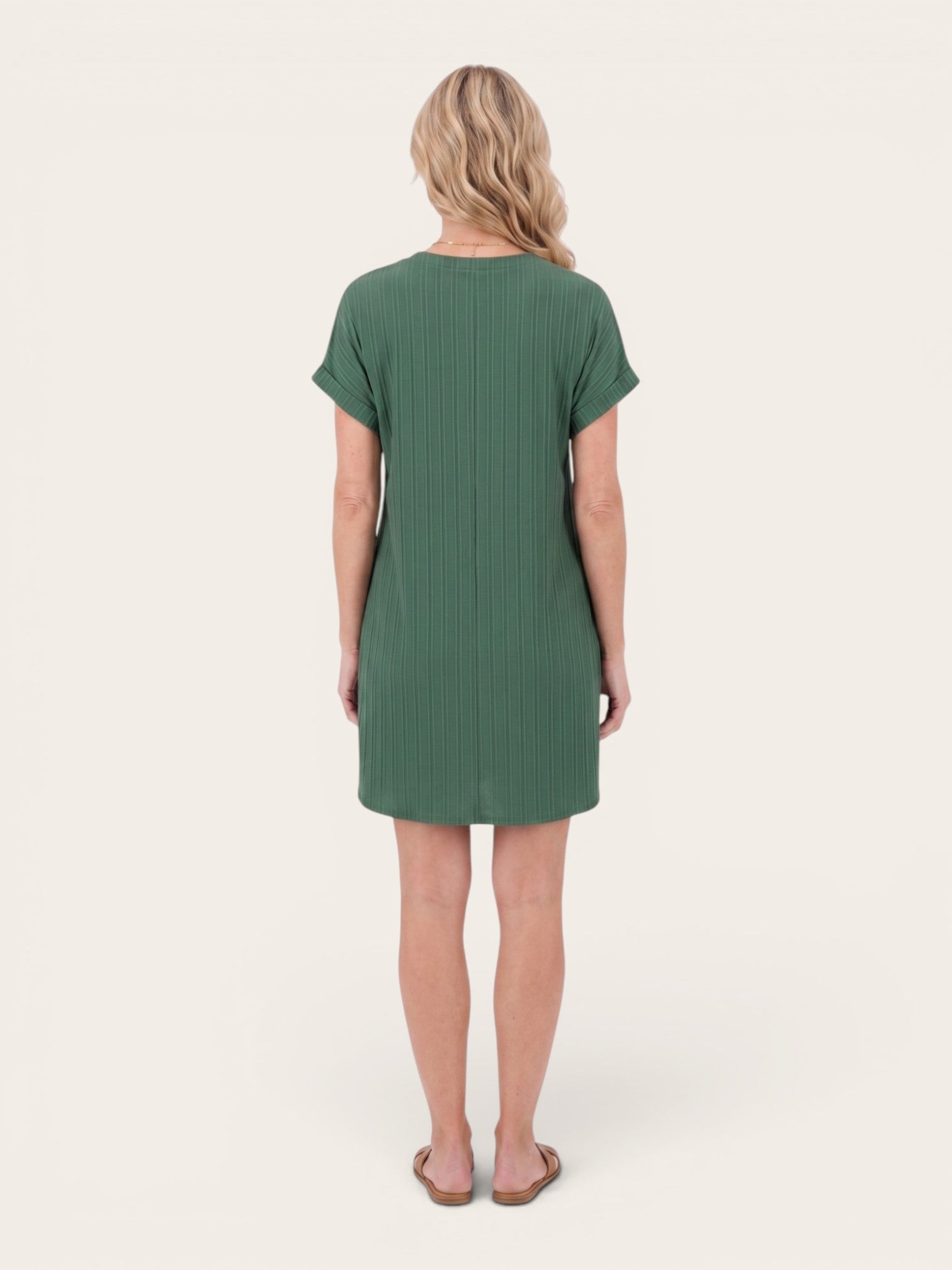 Laura – V-Neck Dress