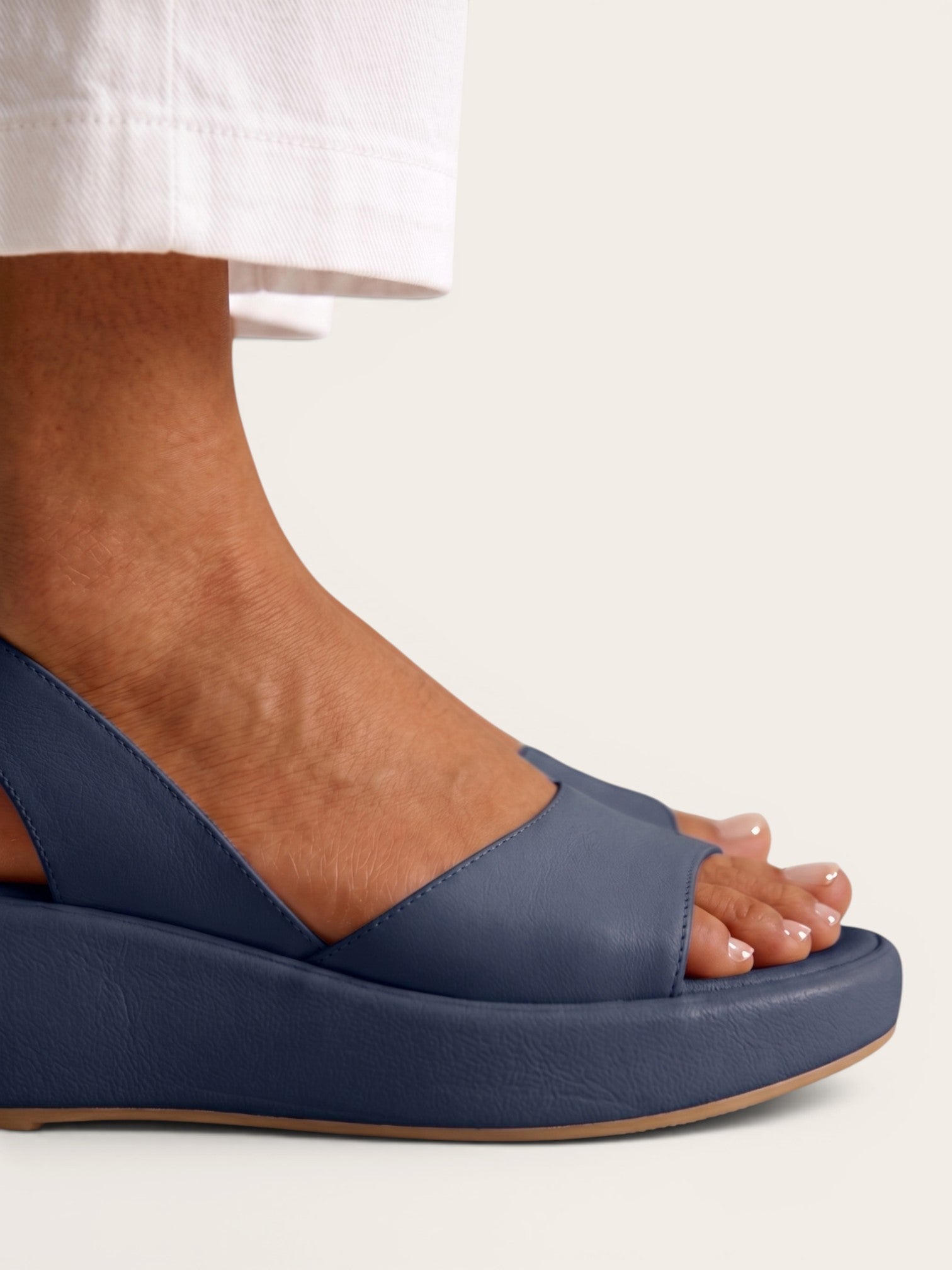 Liora – Comfort Wedge Sandals