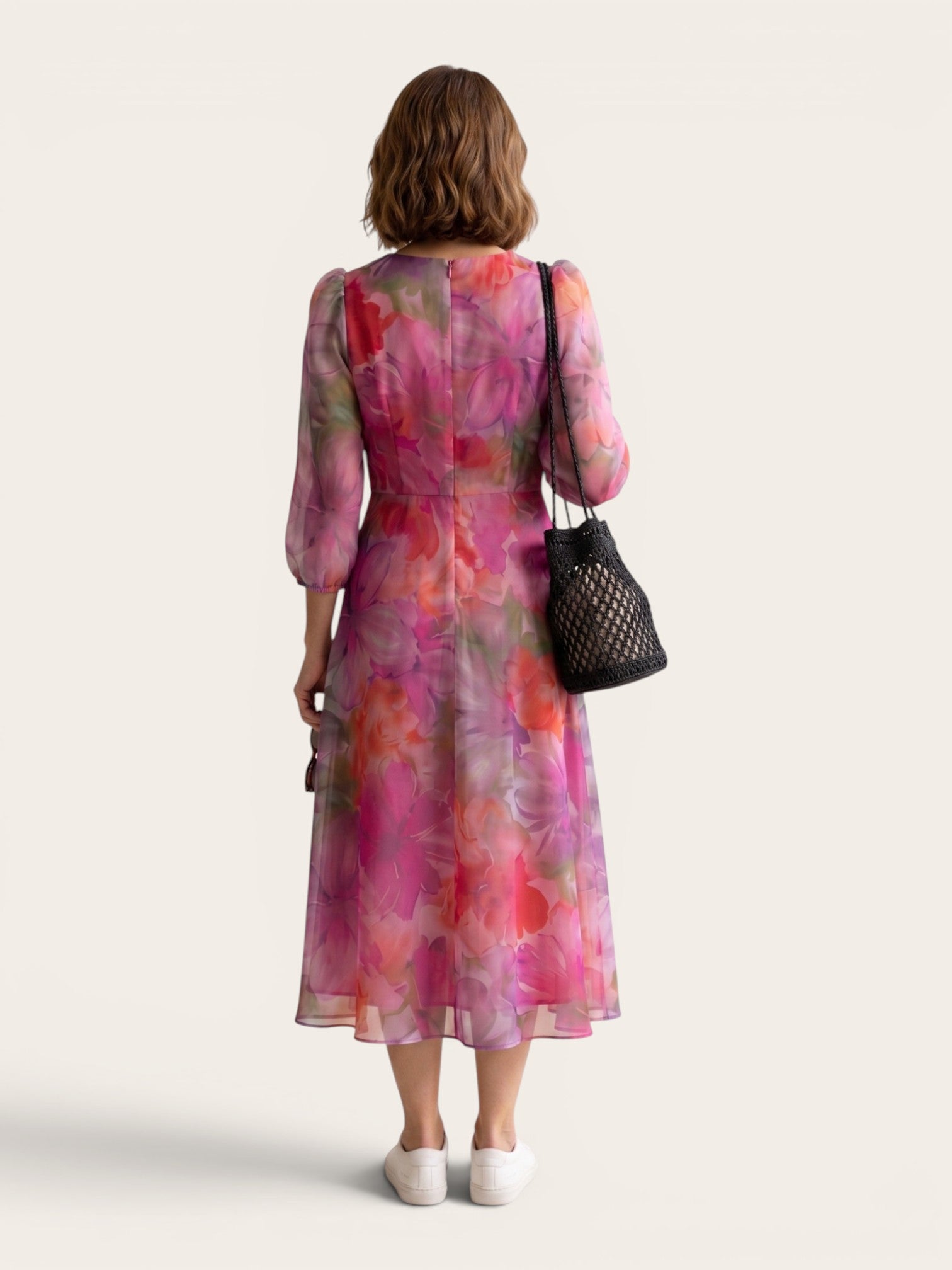 Seralyn – Floral Flow Midi Dress