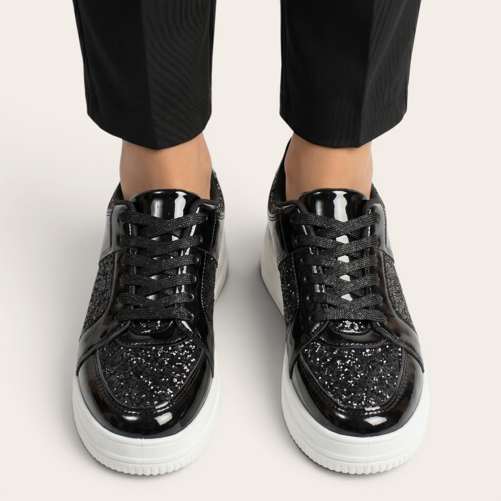 Faynelle – Chic Comfort Walking Shoes