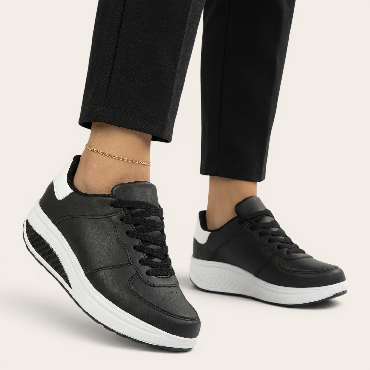 Carmeliyah – Everyday Lift Sneakers