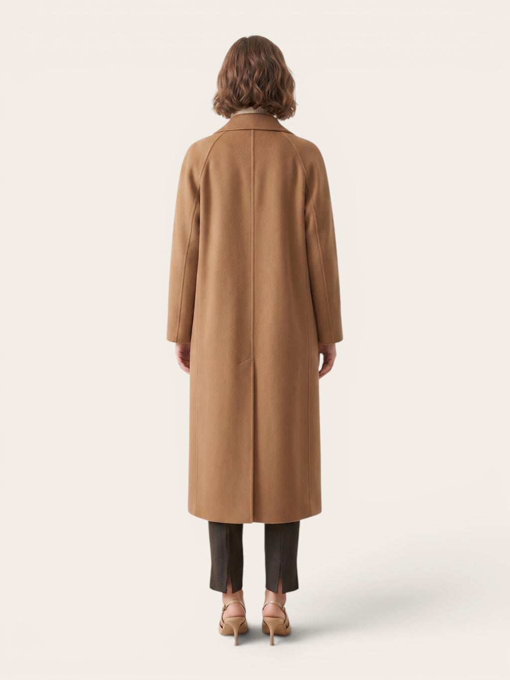 Elara – Pure Wool Tailored Coat