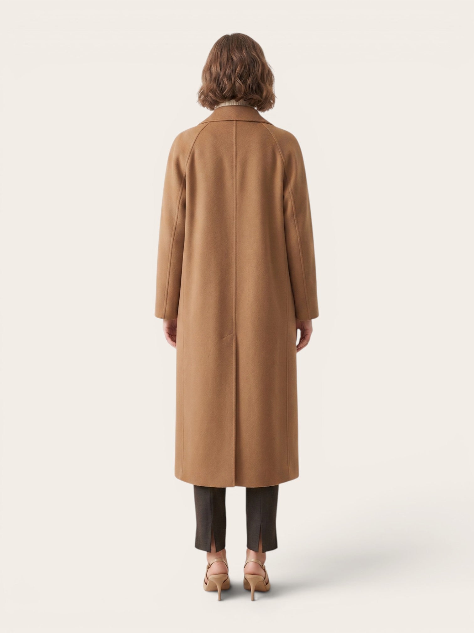 Elara – Pure Wool Tailored Coat