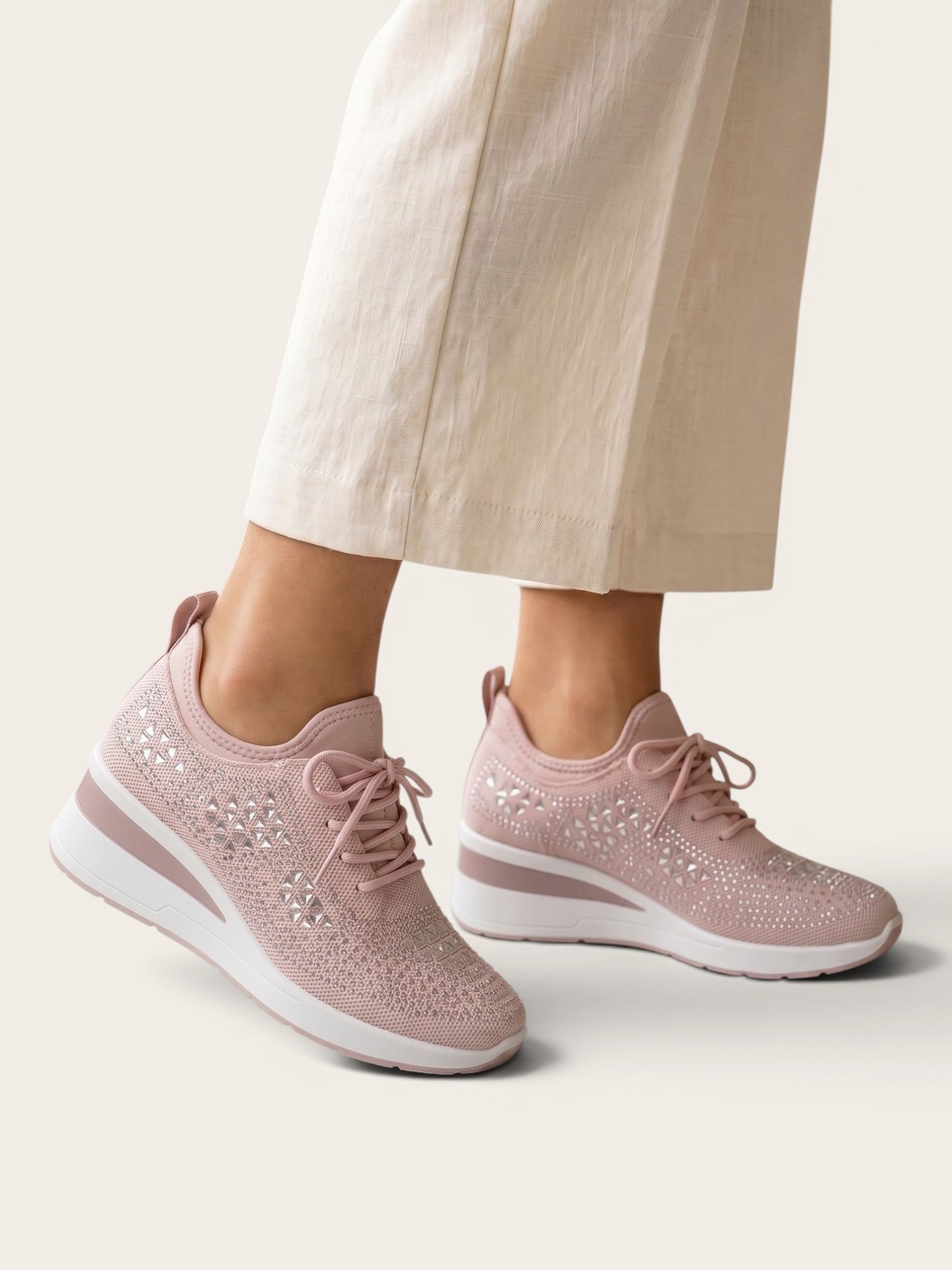 Clara – Supportive Comfort Sneakers