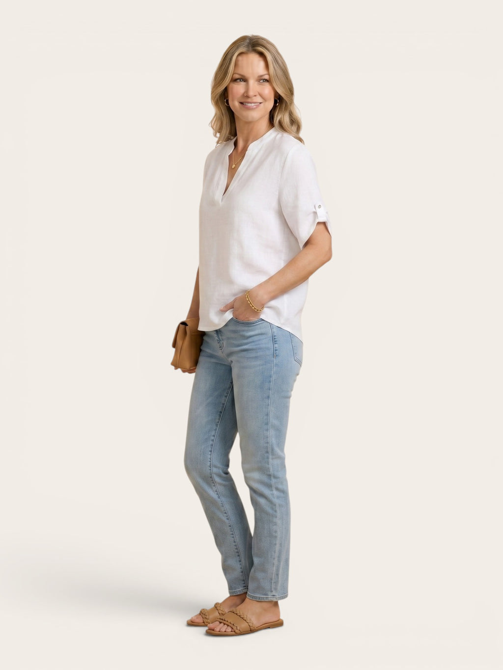 Lina – Effortless V-Neck Blouse