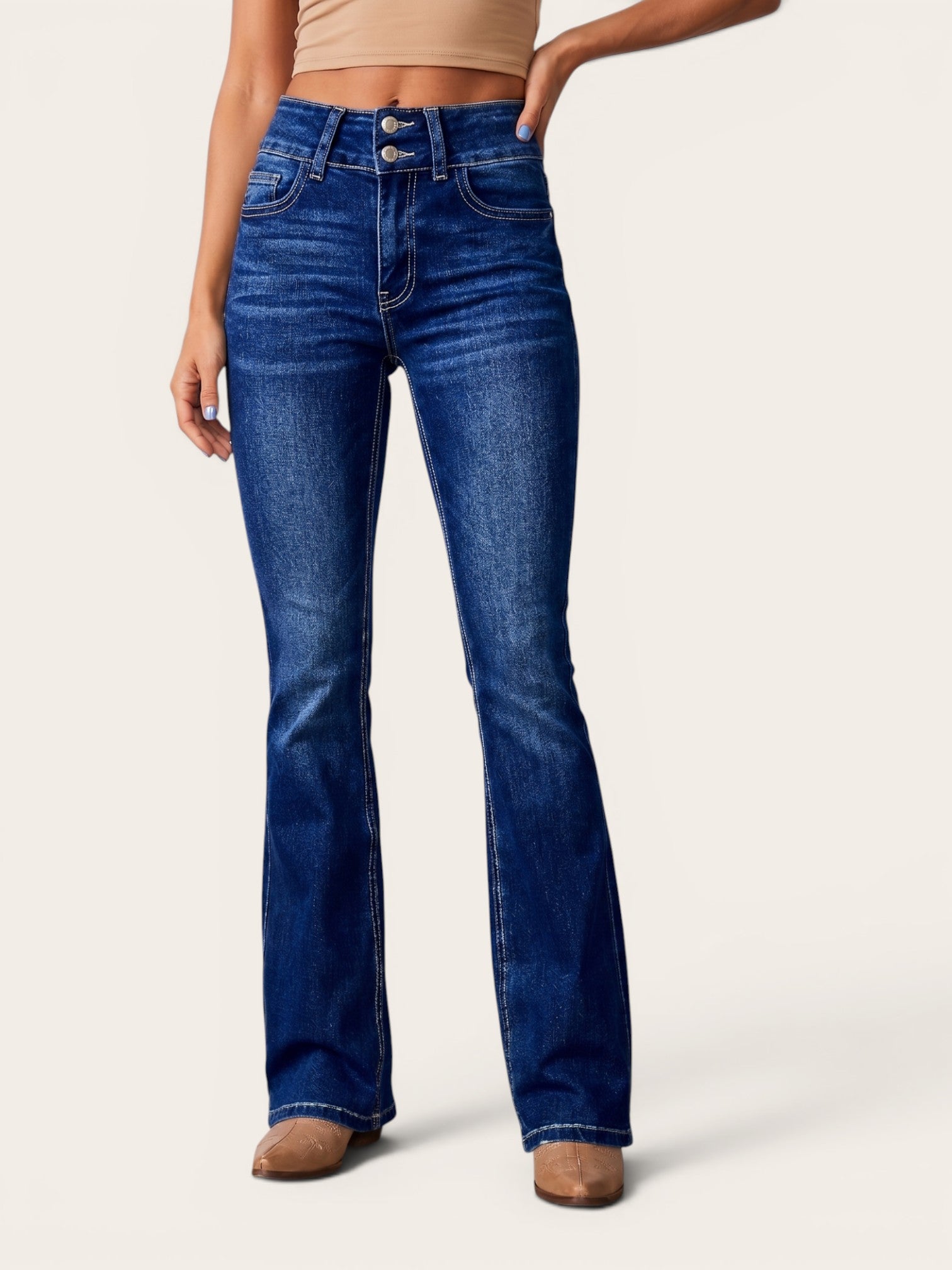 Elara – Sculpted High-Rise Flare Jeans