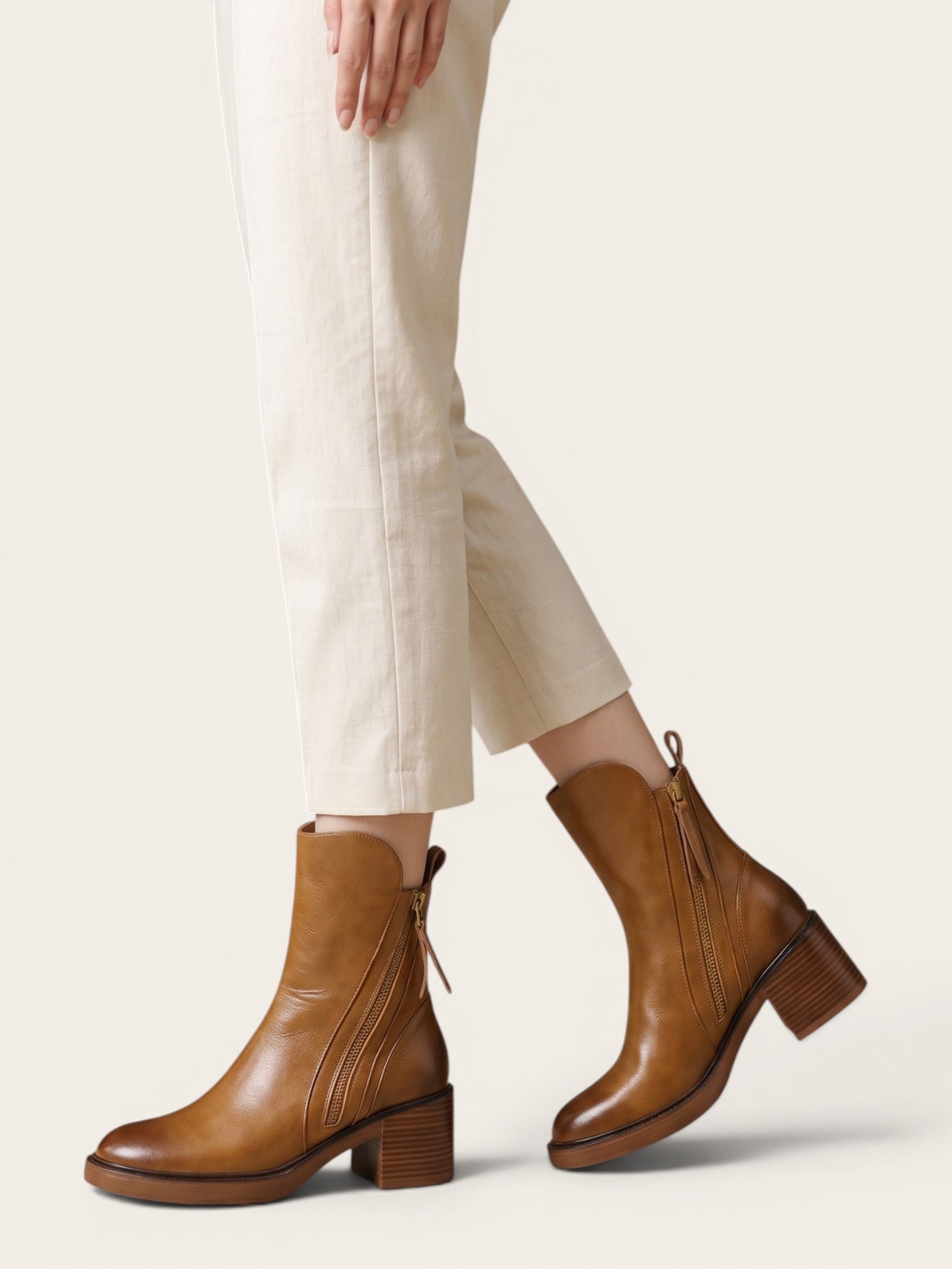 Gloria – Leather Ankle Boots
