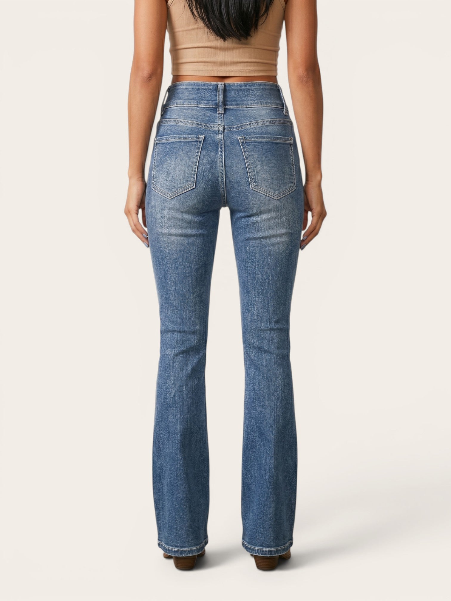 Elara – Sculpted High-Rise Flare Jeans