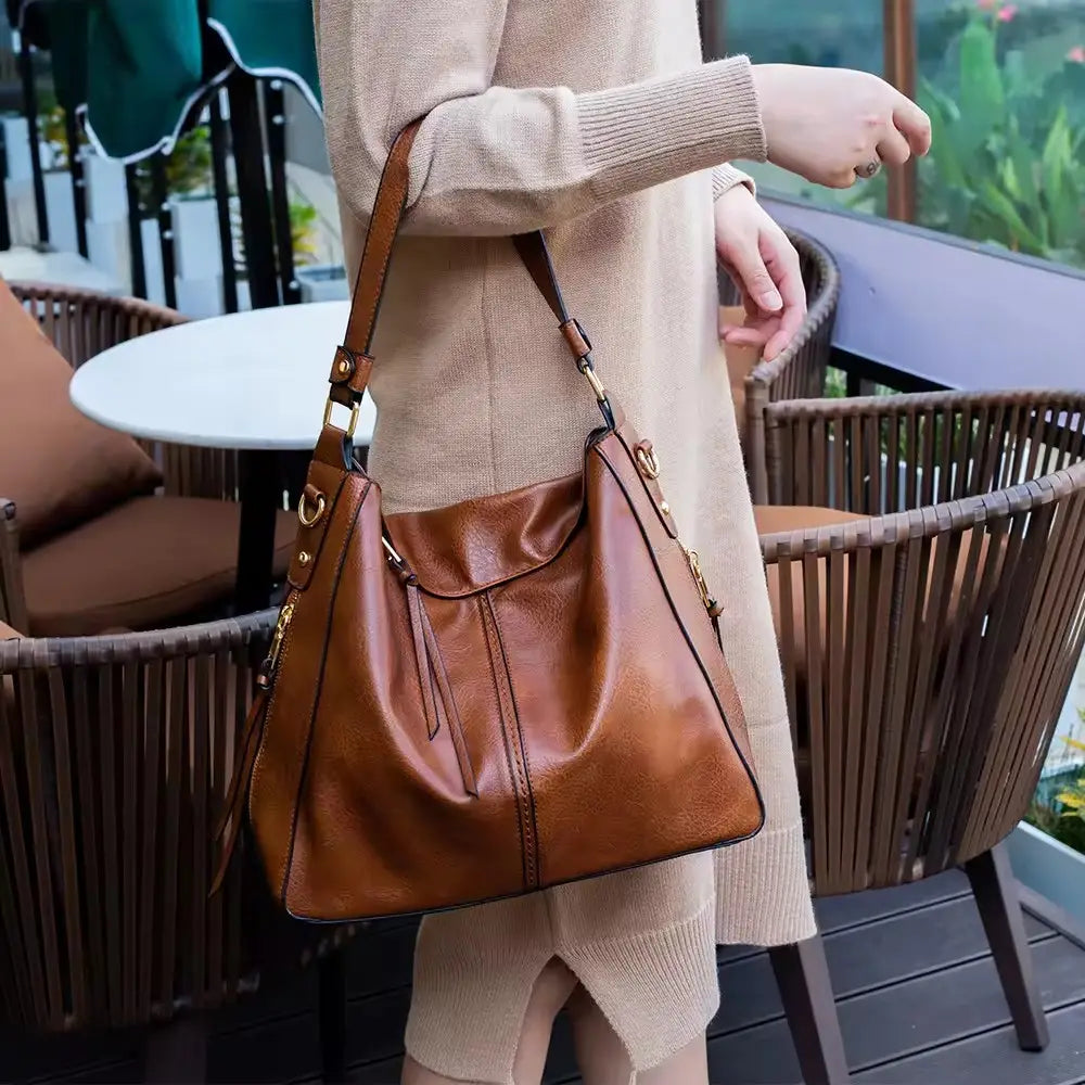 Zarelle – Secure Hobo Bag
