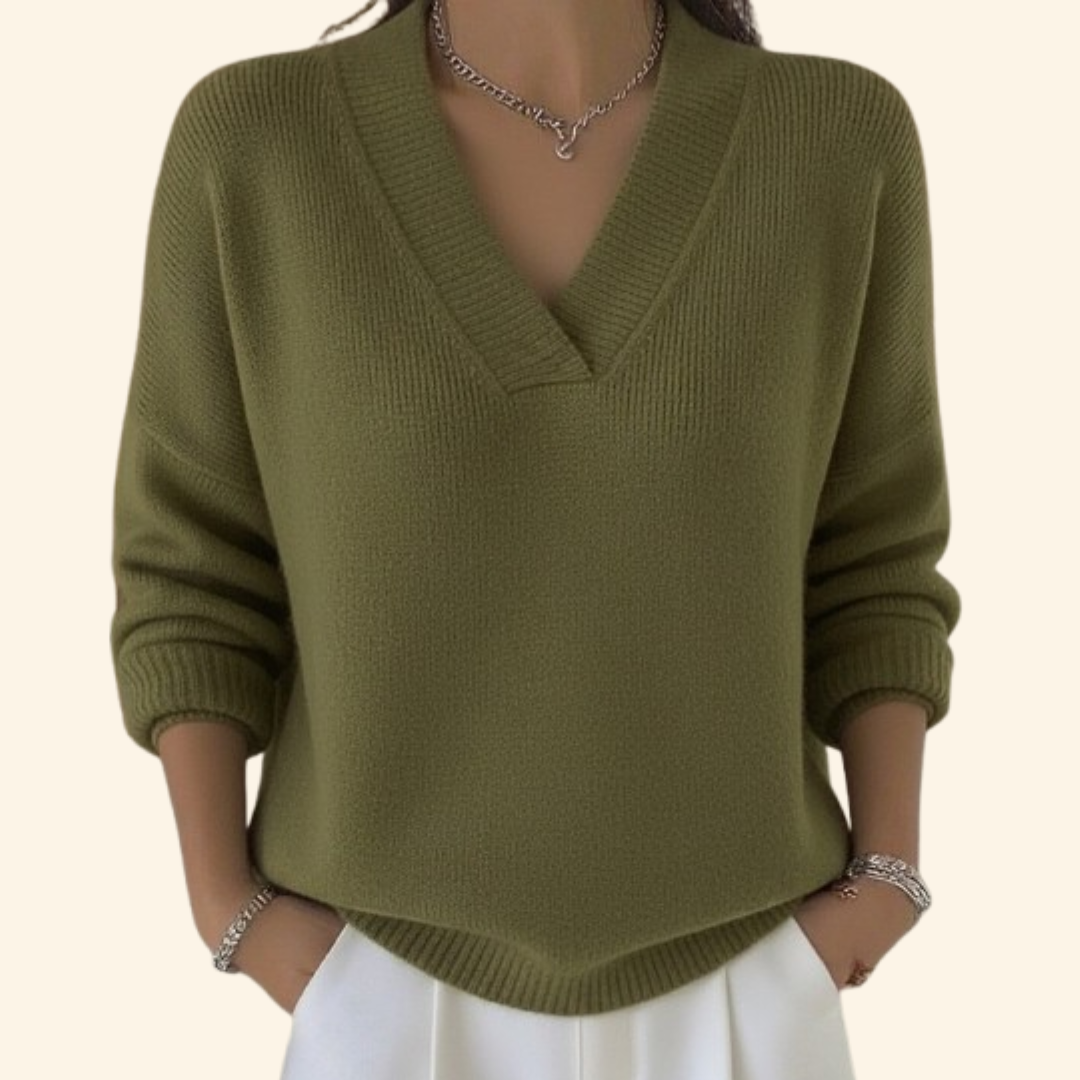 Auvie – Relaxed V-Neck Elegant Knit