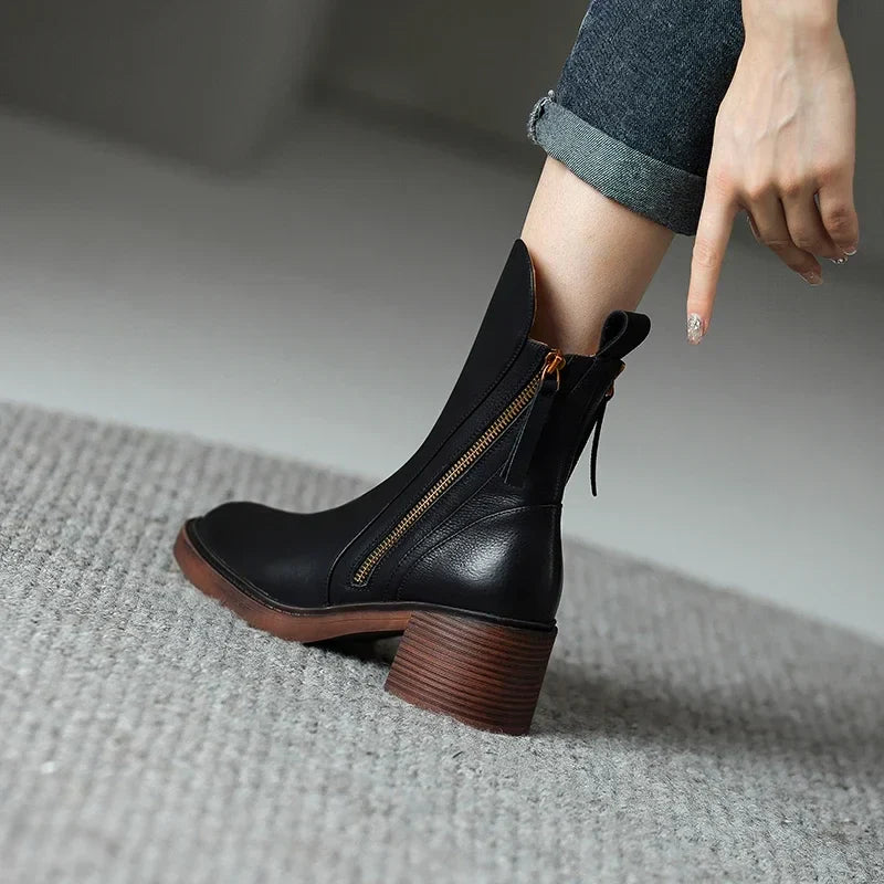 Gloria – Leather Ankle Boots