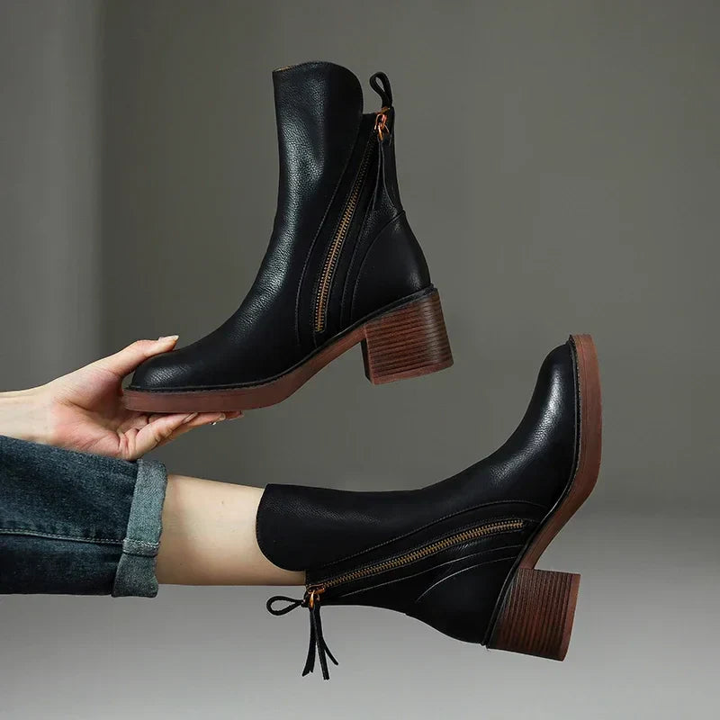 Gloria – Leather Ankle Boots